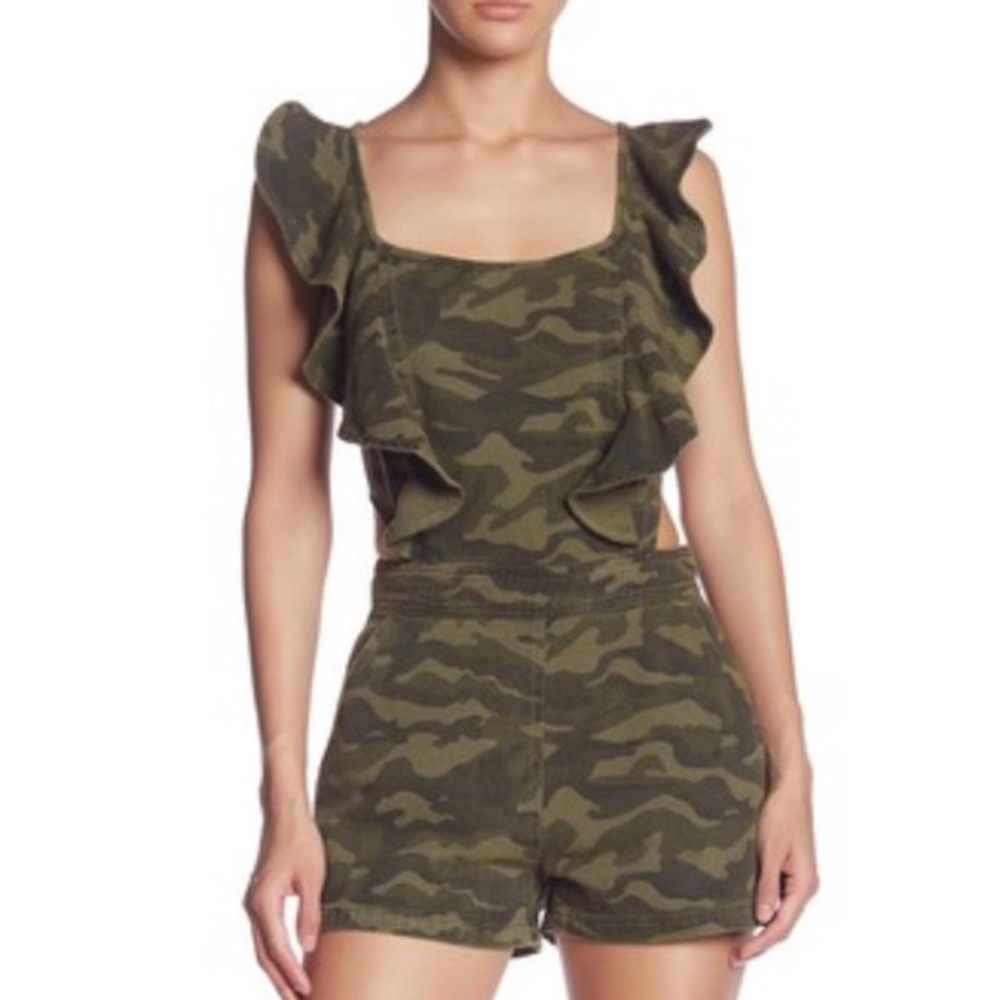 💛NWT Do + Be Camo Ruffle Open Back Romper💛